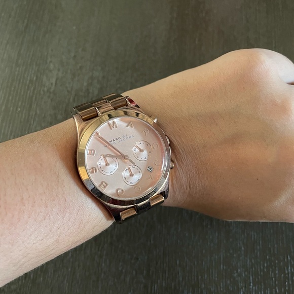 Marc by Marc Jacobs // Rose Gold Watch - Picture 3 of 4
